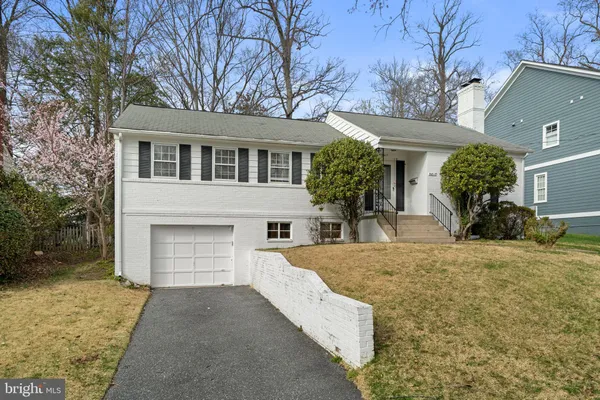 $5,300 | 5617 Knollwood Road, Bethesda, MD 20816