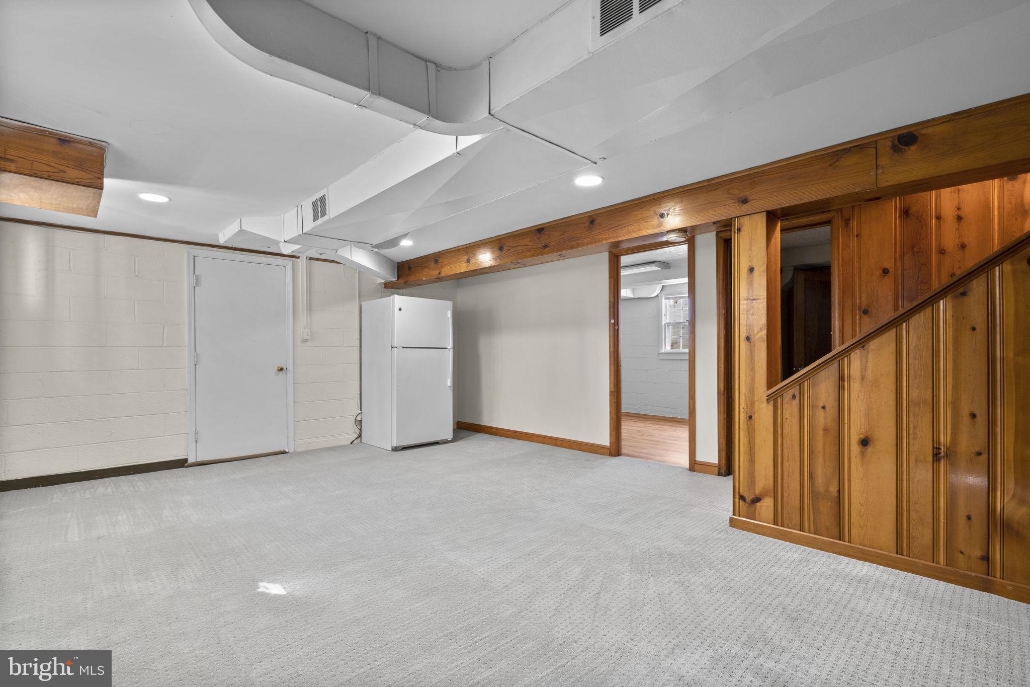 5617 Knollwood Road Bethesda, MD 20816 - Photo 23 of 33