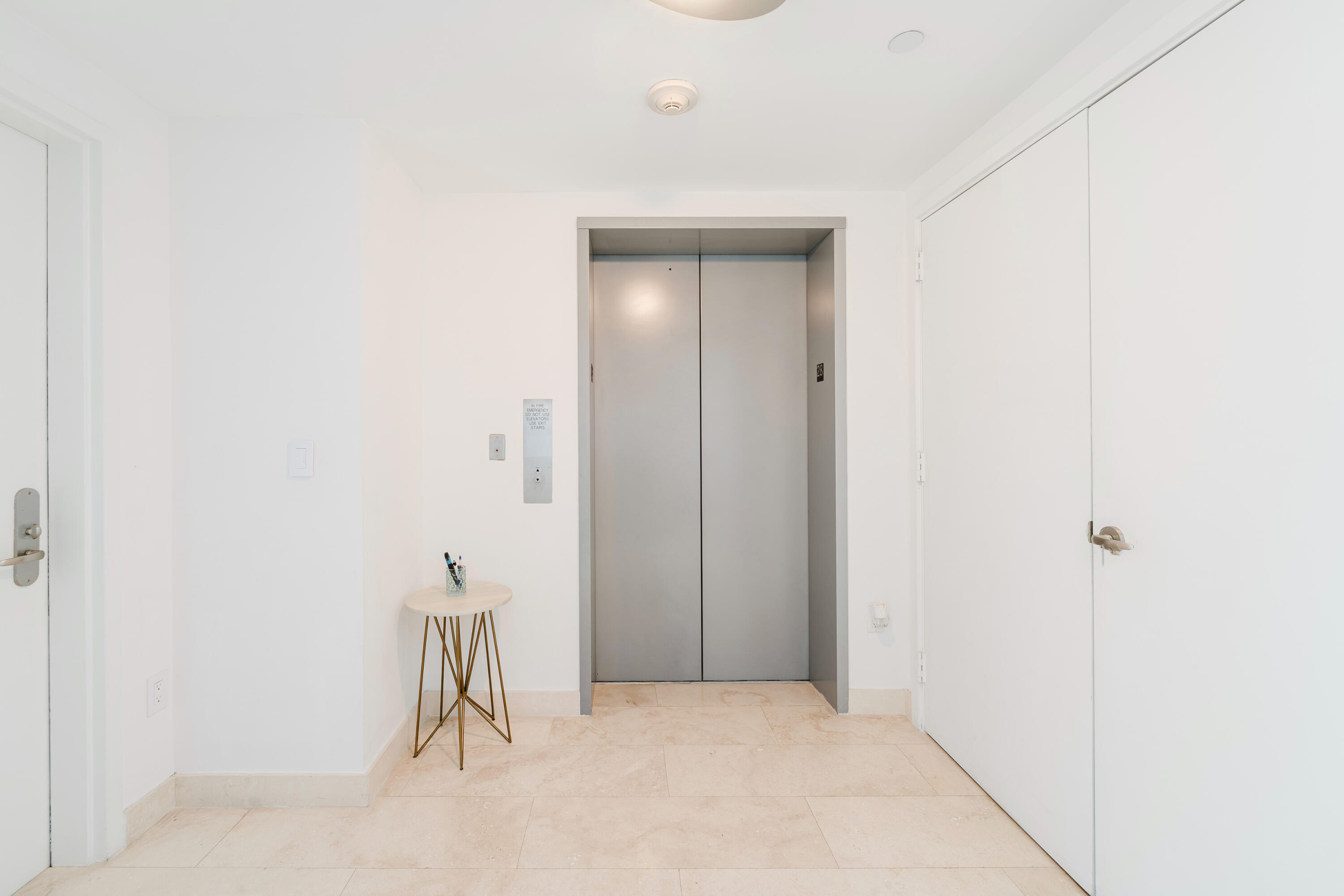 1331 Brickell Bay Drive, Unit 2805 Miami, FL 33131 - Photo 18 of 30 a view of workspace