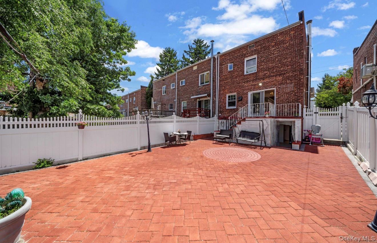 151-23 12th Road Queens, NY 11357 - Photo 9 of 24