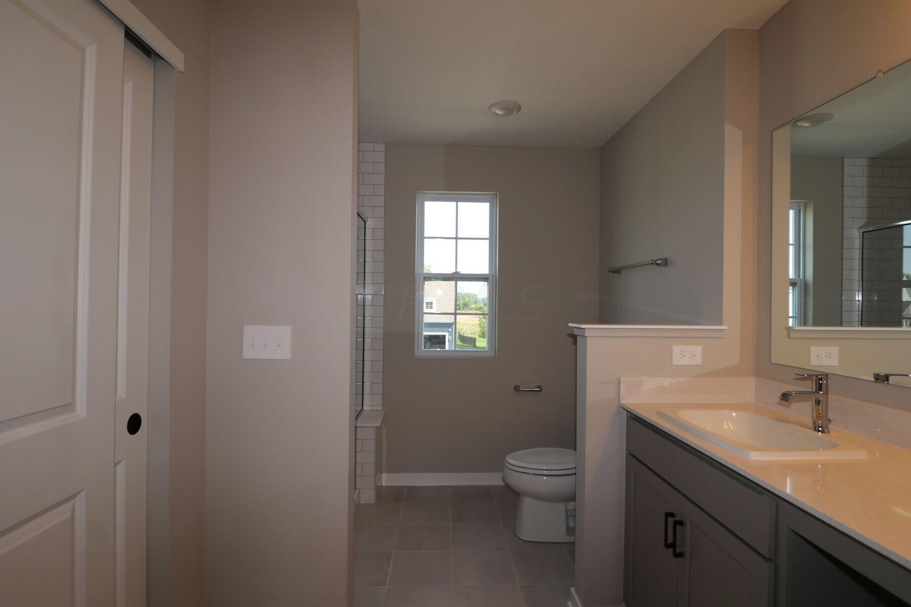 413 Colonial Club Road Commercial Point, OH 43116 - Photo 8 of 22 Bathroom