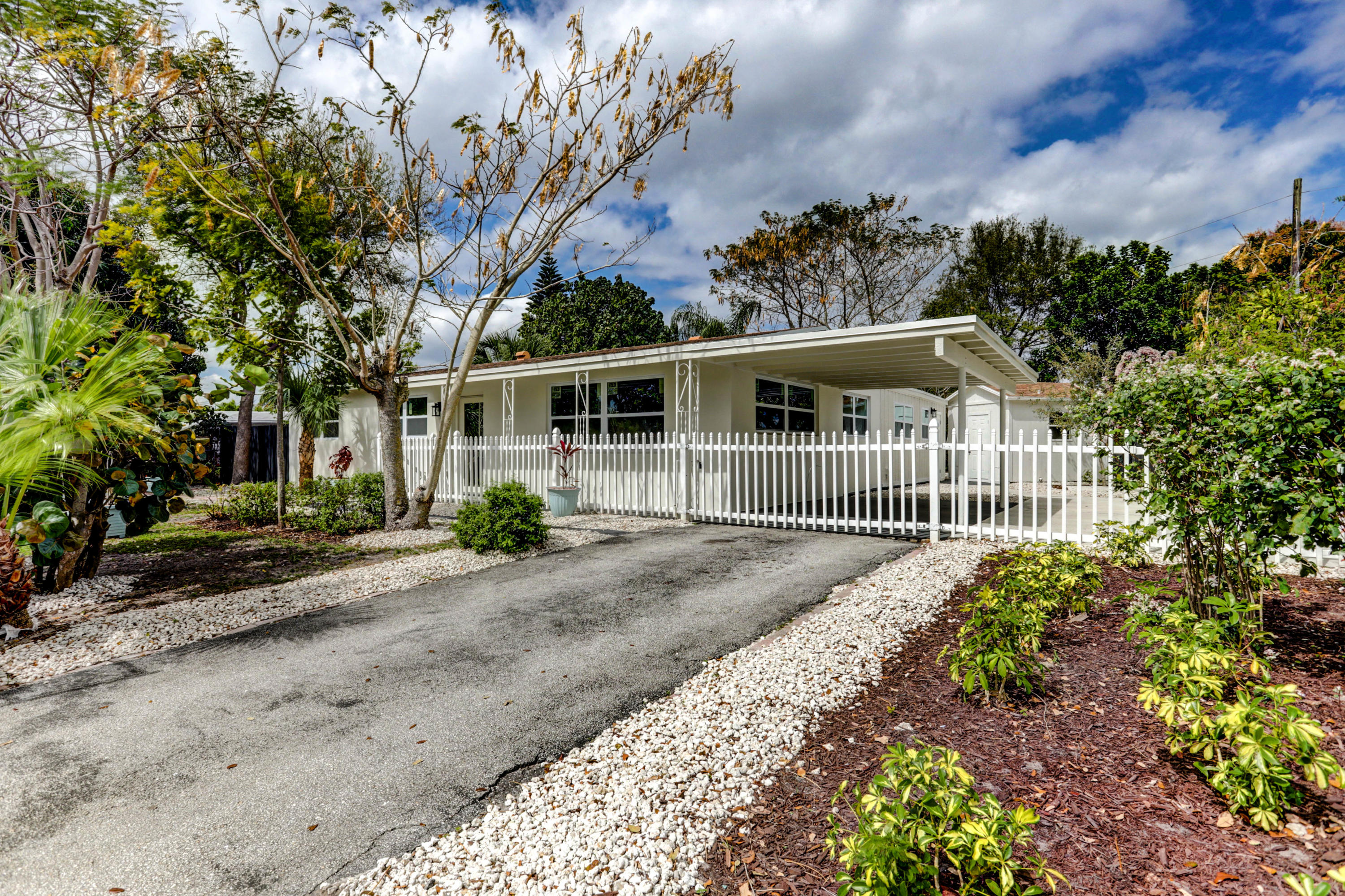 4133 Rochester Street Palm Beach Gardens, FL 33410 - Photo 18 of 62 04_img_1726_27_28_29_30