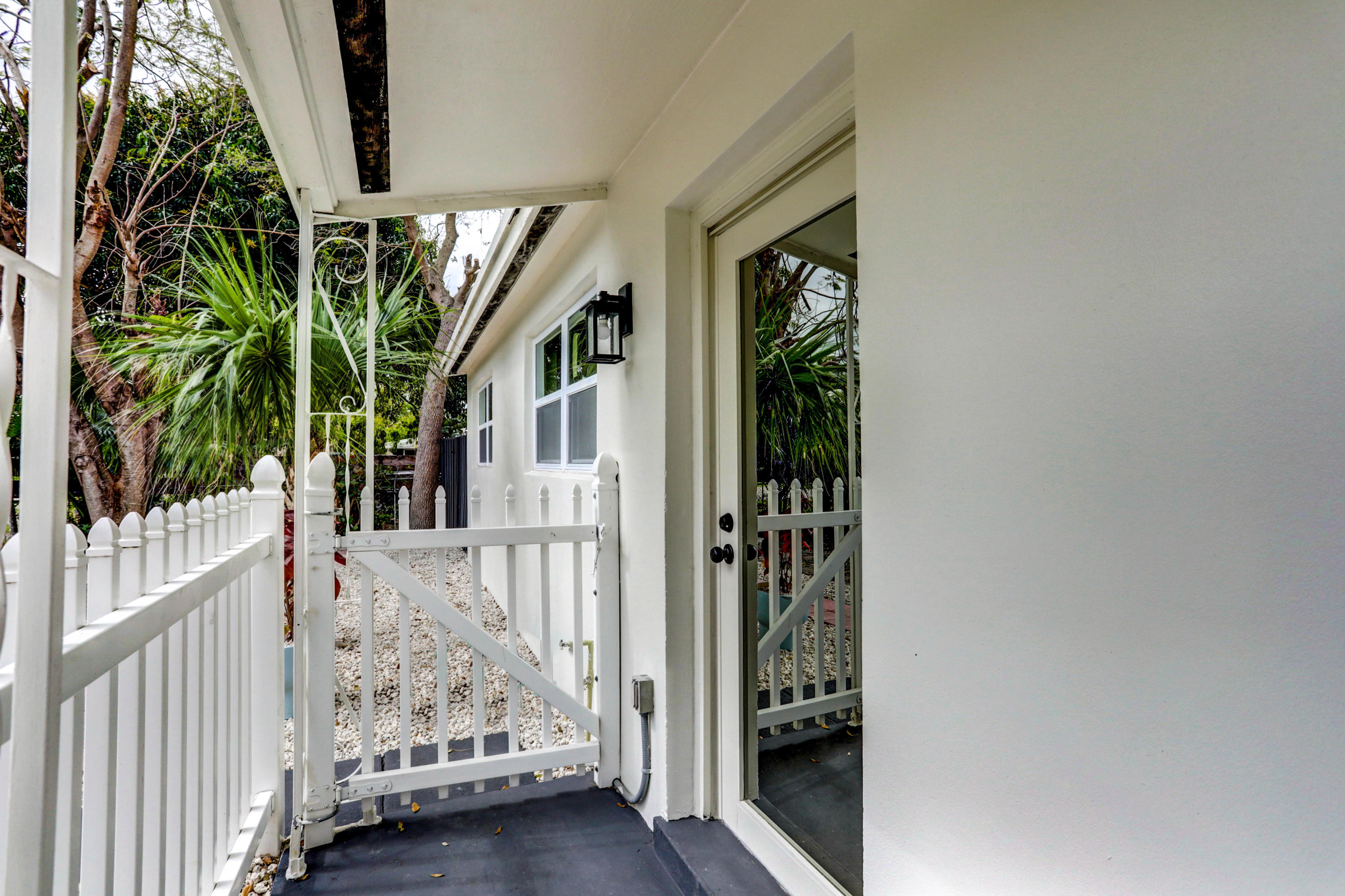 4133 Rochester Street Palm Beach Gardens, FL 33410 - Photo 20 of 62 11_img_1786_87_88_89_90