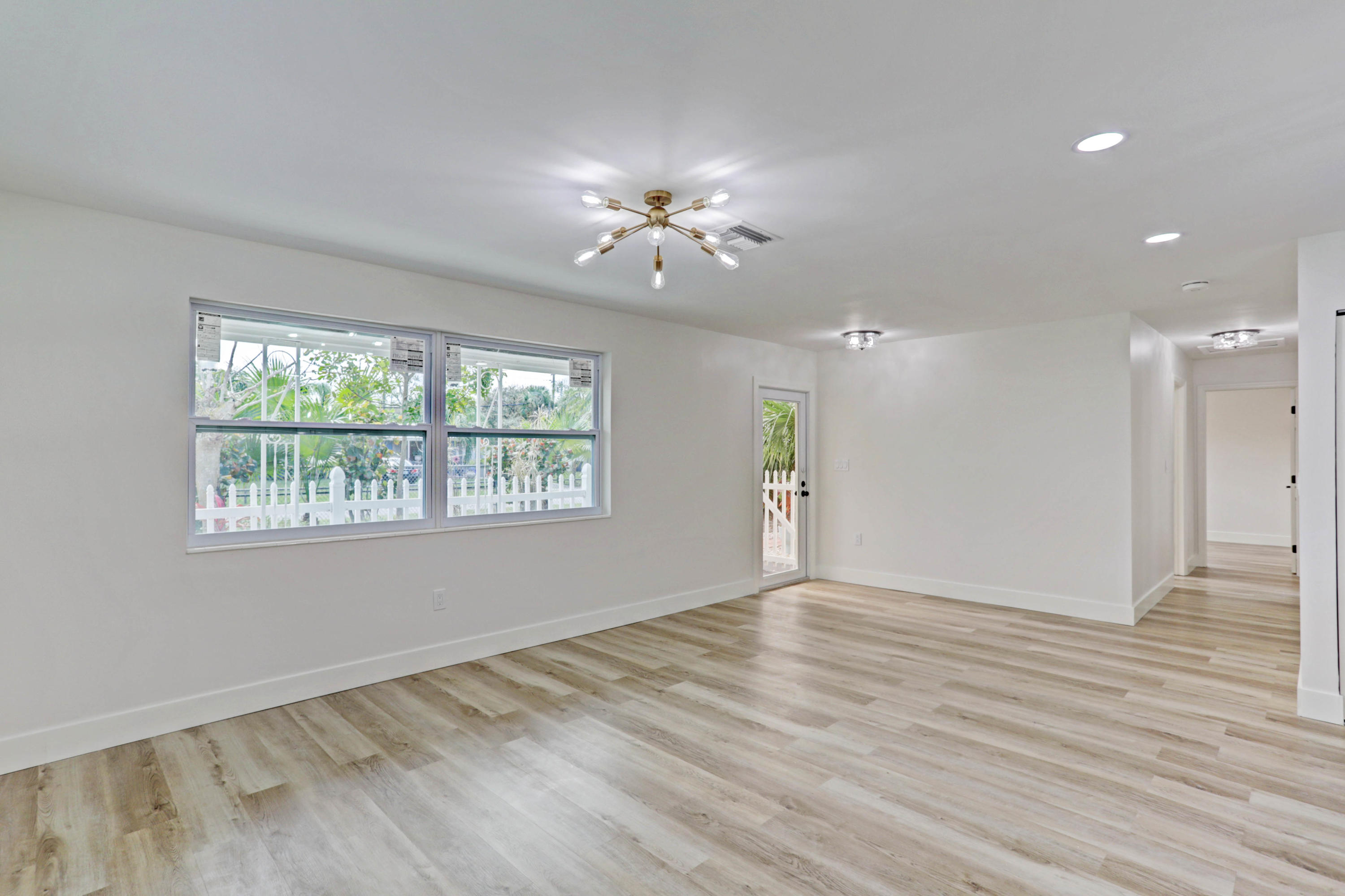 4133 Rochester Street Palm Beach Gardens, FL 33410 - Photo 21 of 62 12_img_1891_2_3_4_5