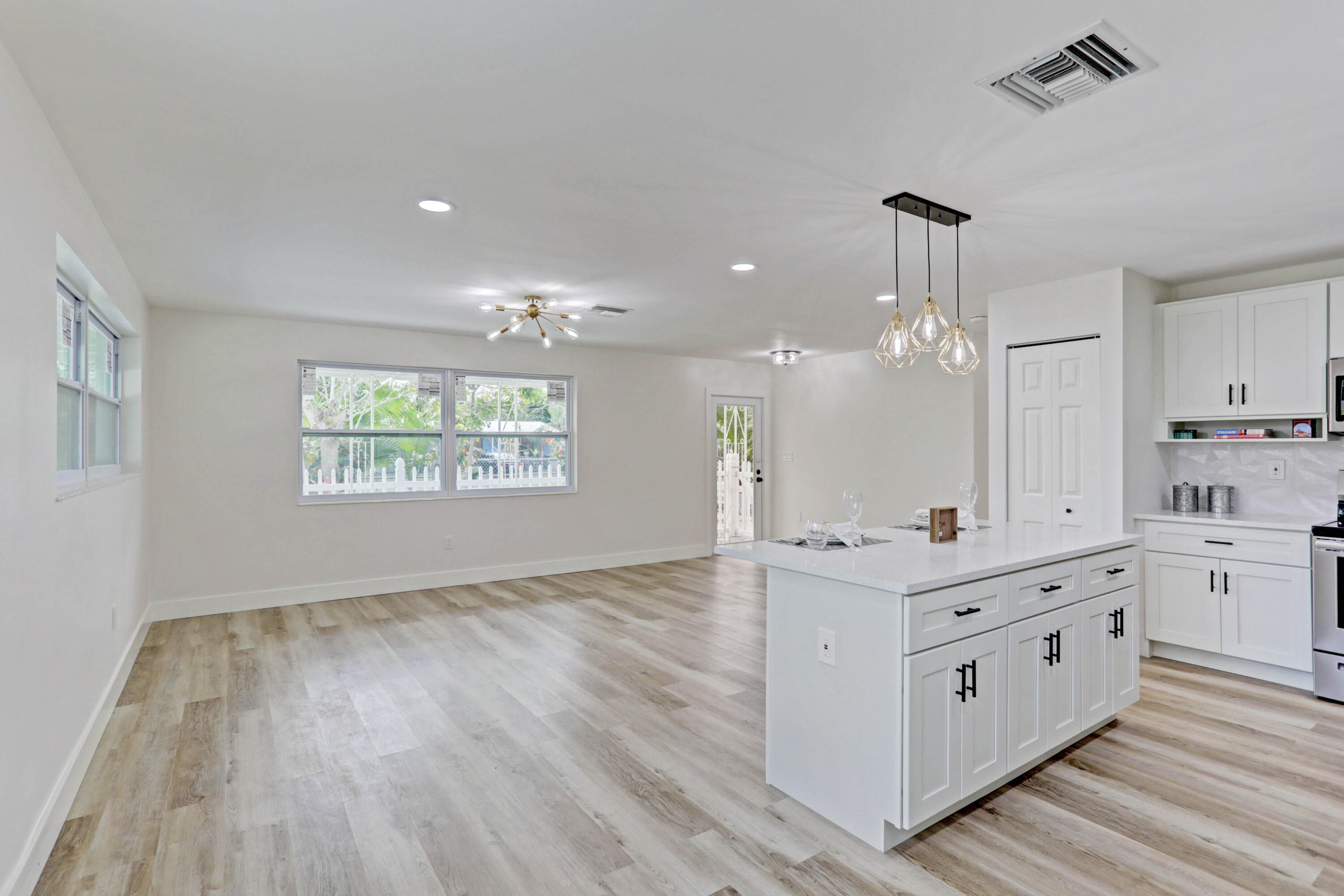 4133 Rochester Street Palm Beach Gardens, FL 33410 - Photo 26 of 62 17_img_1921_2_3_4_5