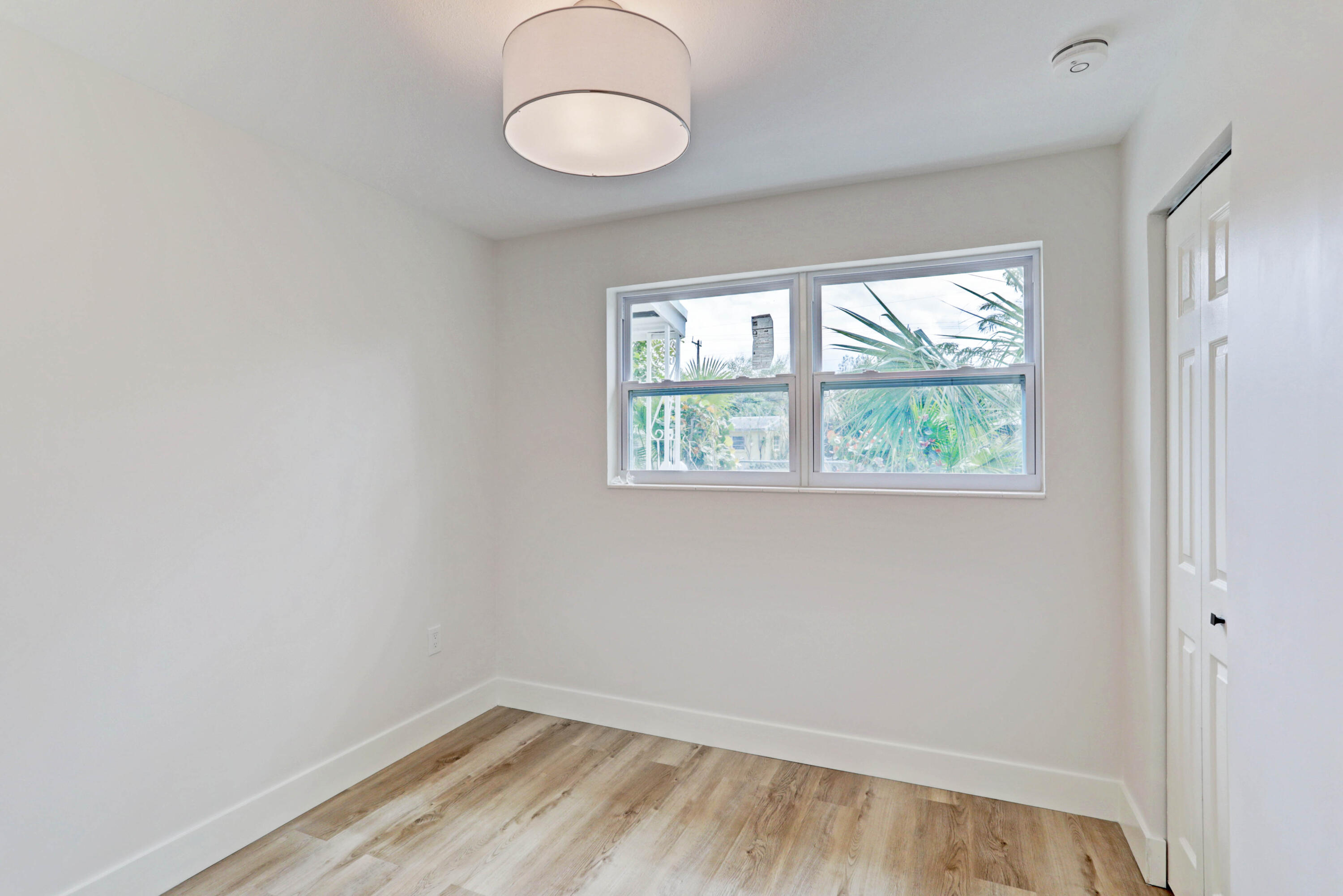 4133 Rochester Street Palm Beach Gardens, FL 33410 - Photo 32 of 62 24_img_1981_2_3_4_5