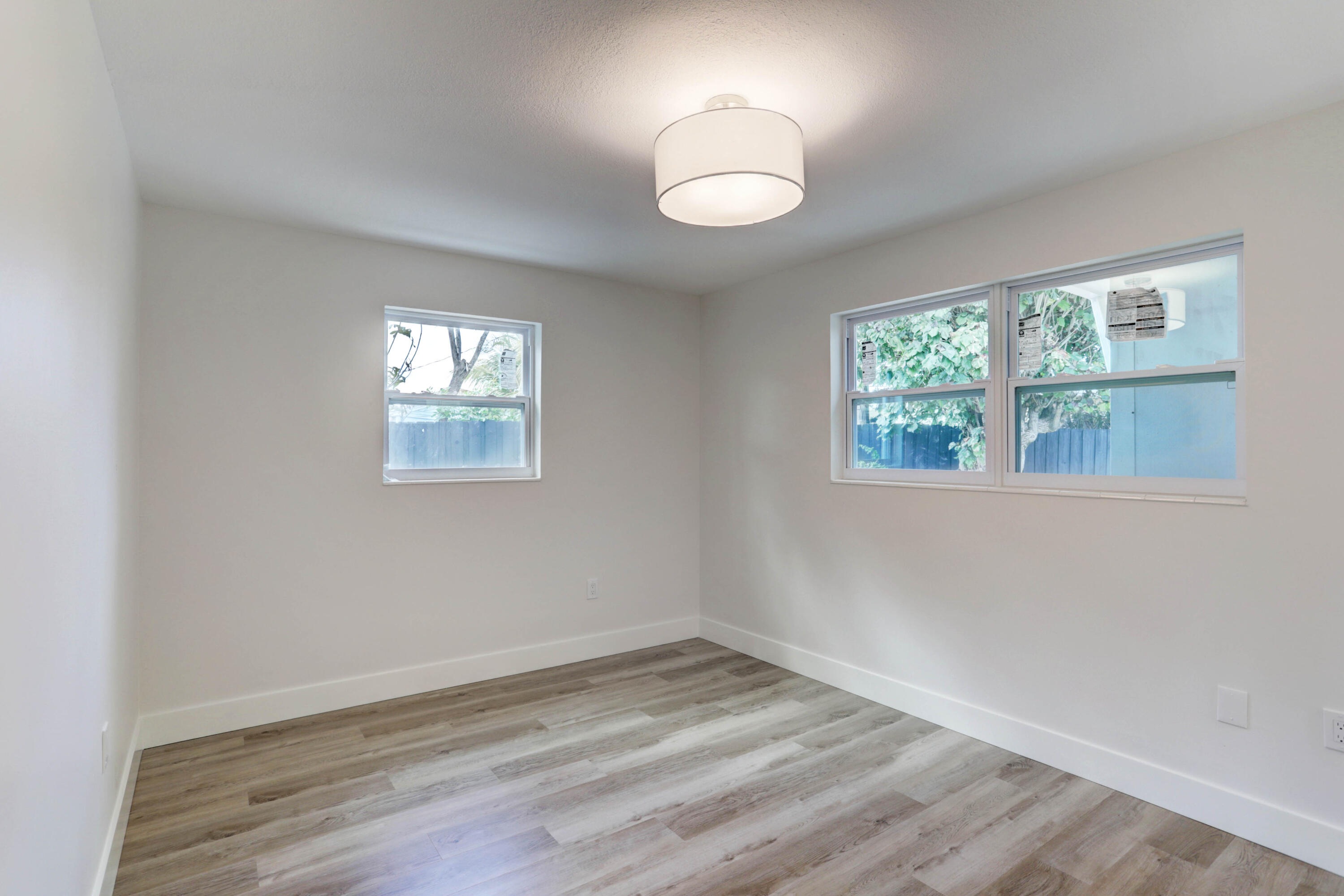 4133 Rochester Street Palm Beach Gardens, FL 33410 - Photo 36 of 62 29_img_2006_07_08_09_10