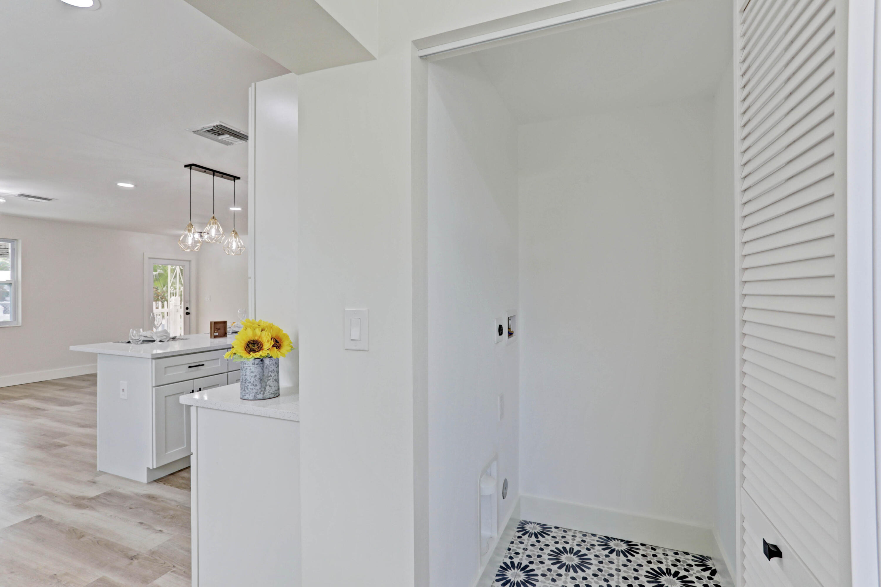 4133 Rochester Street Palm Beach Gardens, FL 33410 - Photo 38 of 62 32_img_1976_77_78_79_80