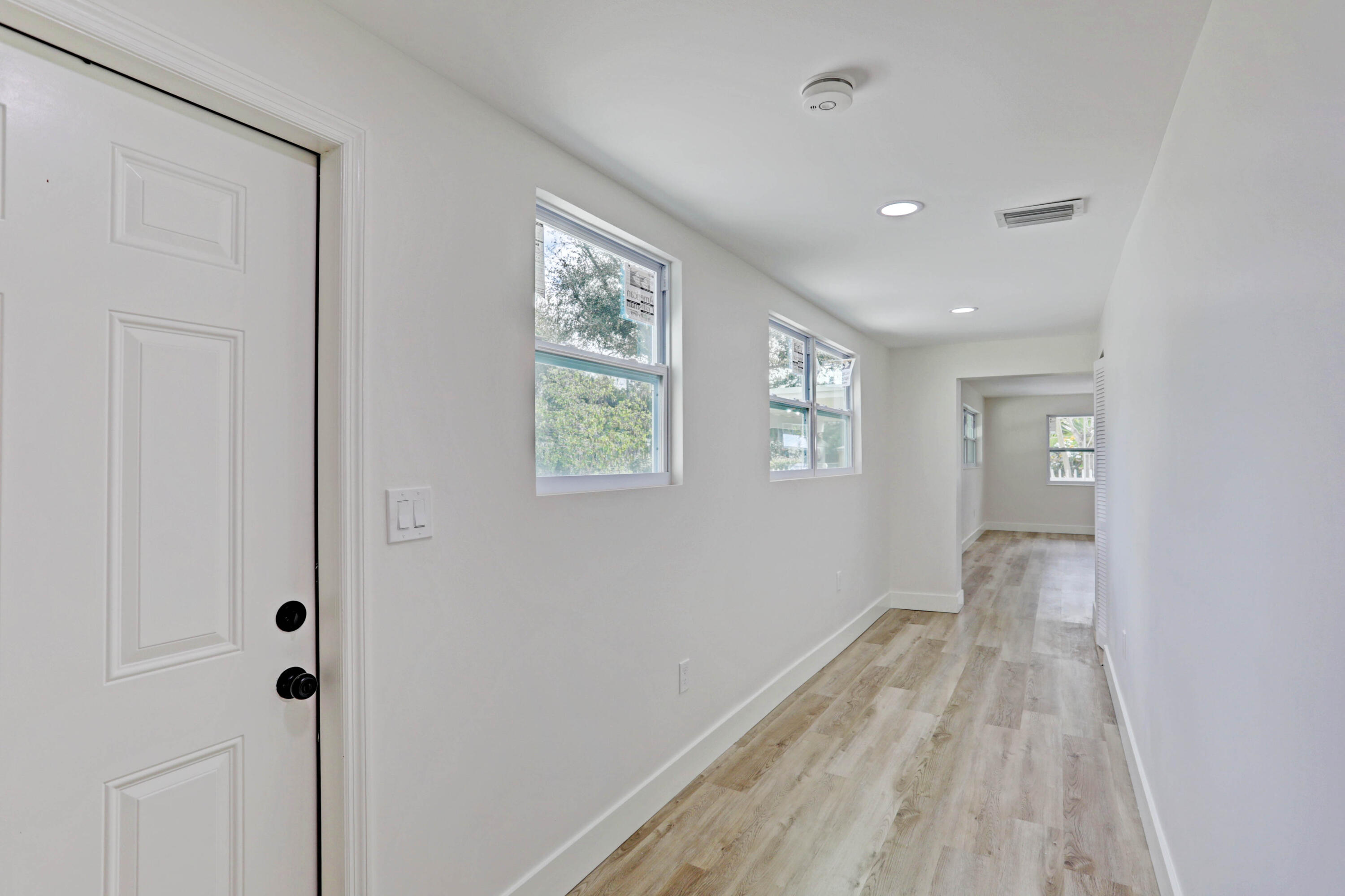 4133 Rochester Street Palm Beach Gardens, FL 33410 - Photo 40 of 62 34_img_2021_2_3_4_5