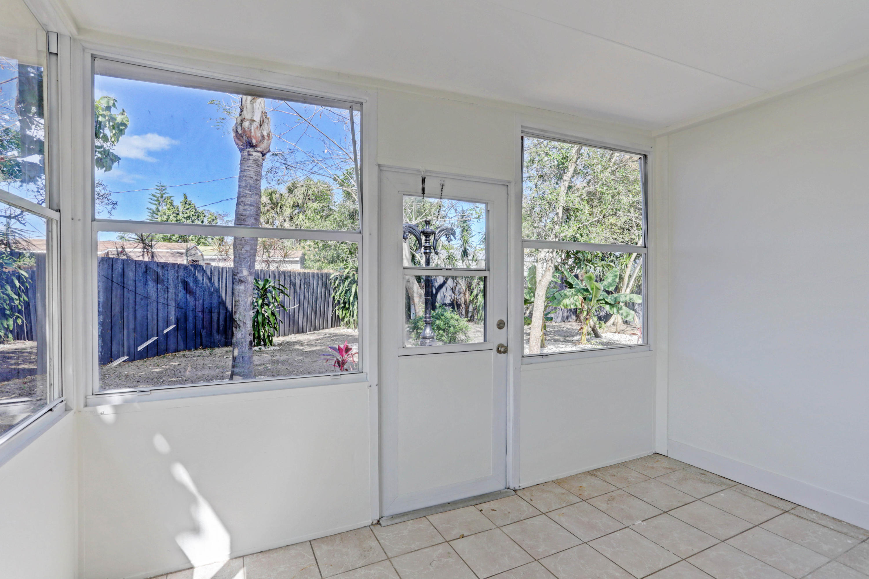 4133 Rochester Street Palm Beach Gardens, FL 33410 - Photo 46 of 62 43_img_2091_2_3_4_5