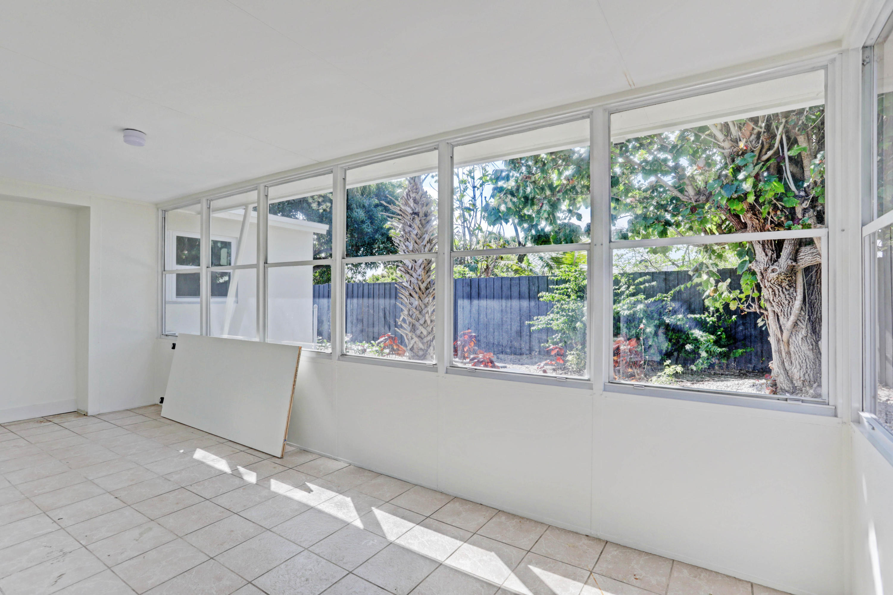 4133 Rochester Street Palm Beach Gardens, FL 33410 - Photo 47 of 62 44_img_2096_097_098_099_100