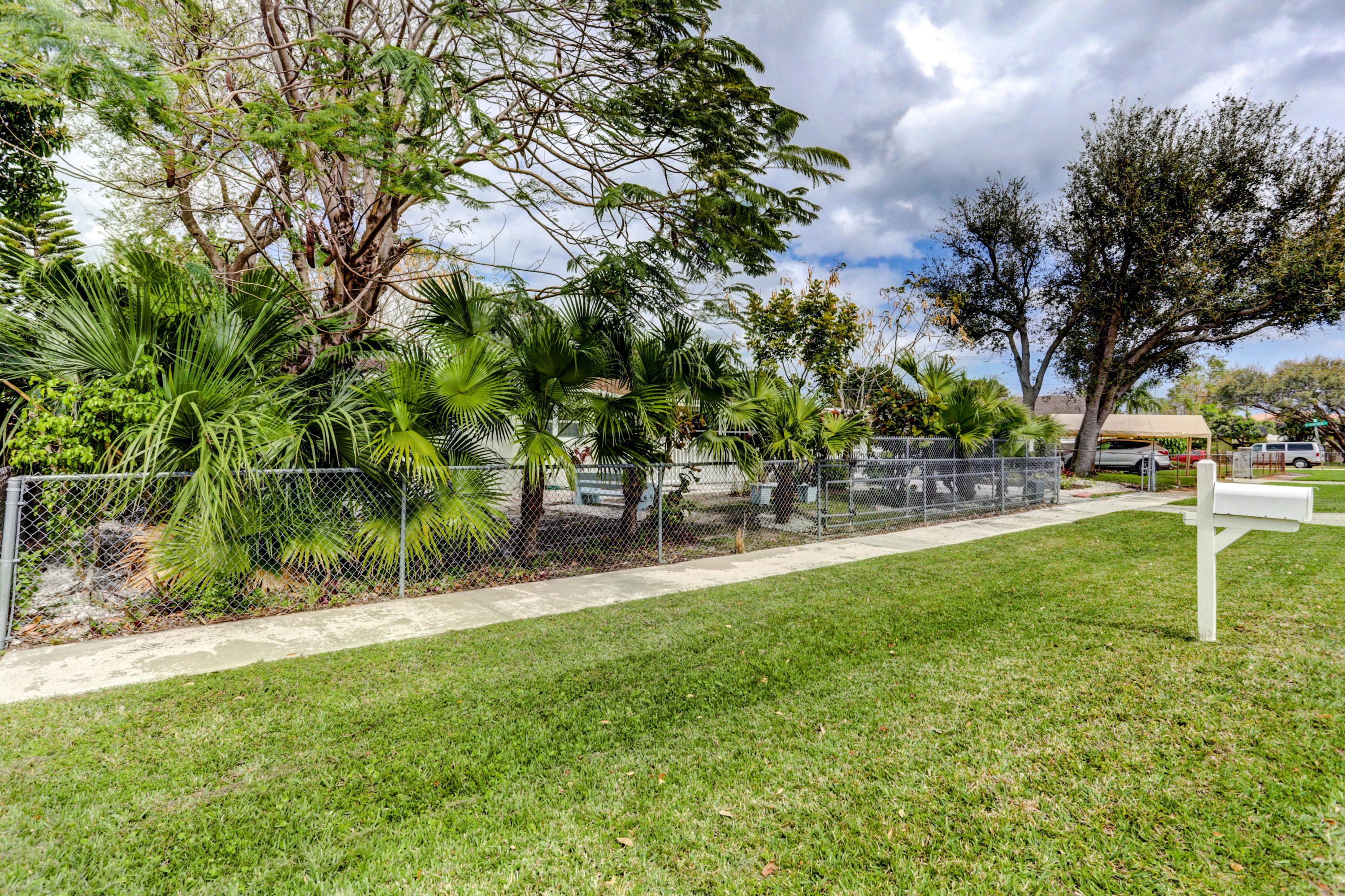 4133 Rochester Street Palm Beach Gardens, FL 33410 - Photo 48 of 62 02_img_1711_2_3_4_5