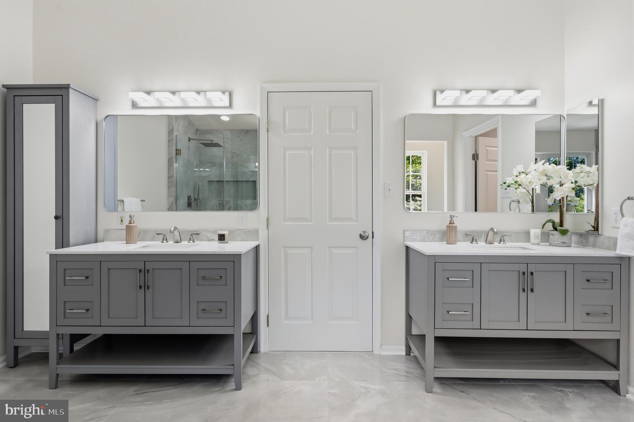 6733 Catskill Road Lorton, VA 22079 - Photo 42 of 62 New Floor, New Cabinet, New Mirror with New lights