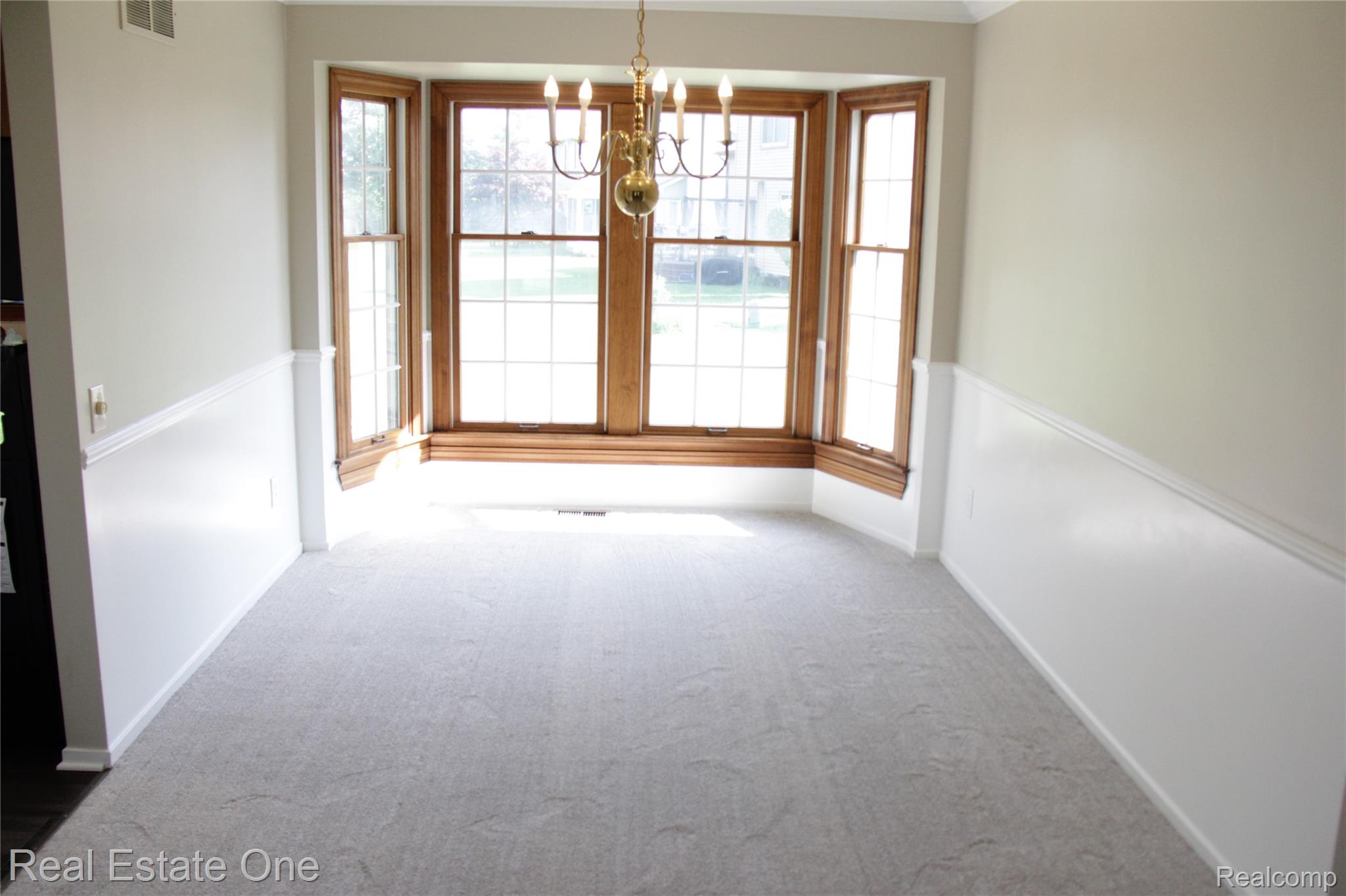44777 Saltz Road Canton, MI 48187 - Photo 20 of 65 Dinning Room