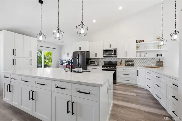 $779,000 | 6825 East 131st Drive, Thornton, CO 80602