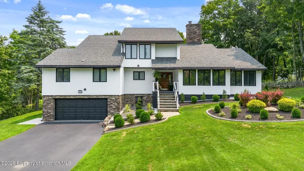 $974,900 | 151 Carol Drive, Clarks Summit, PA 18411