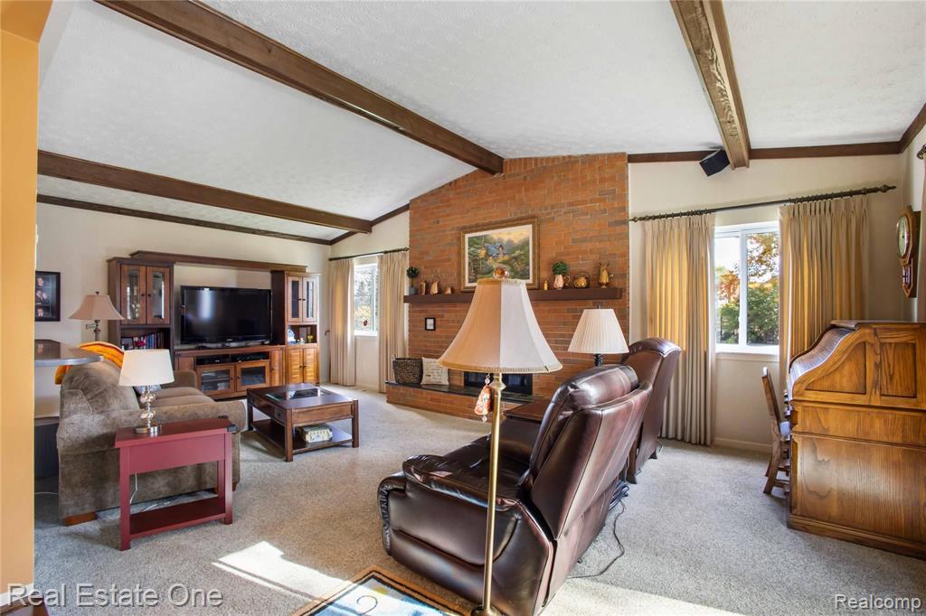 862 Dunedin Drive Rochester Hills, MI 48309 - Photo 8 of 26
