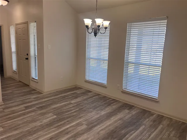 $2,100 | 1782 Burning Stone Drive, Boling, TX 77420