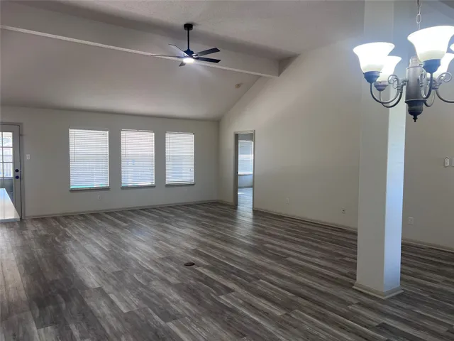 $2,100 | 1782 Burning Stone Drive, Boling, TX 77420