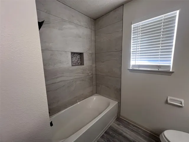 $2,100 | 1782 Burning Stone Drive, Boling, TX 77420