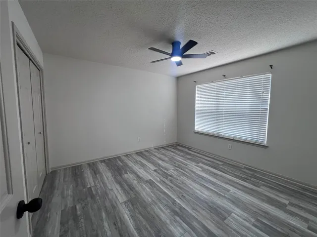 $2,100 | 1782 Burning Stone Drive, Boling, TX 77420