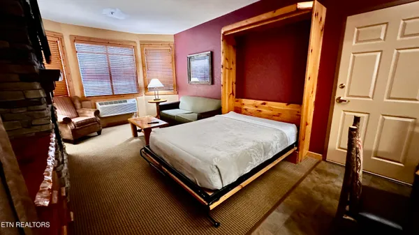 $429,000 | 1424 Old Knoxville Highway, Unit 13079/8, Sevierville, TN 37876