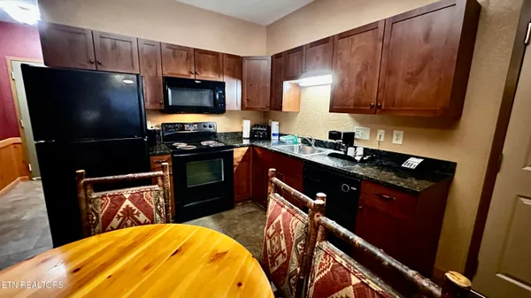 $429,000 | 1424 Old Knoxville Highway, Unit 13079/8, Sevierville, TN 37876