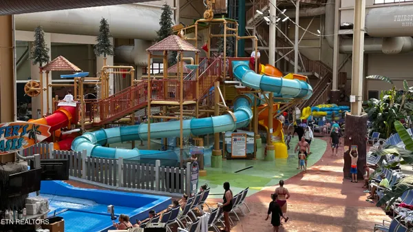 $429,000 | 1424 Old Knoxville Highway, Unit 13079/8, Sevierville, TN 37876