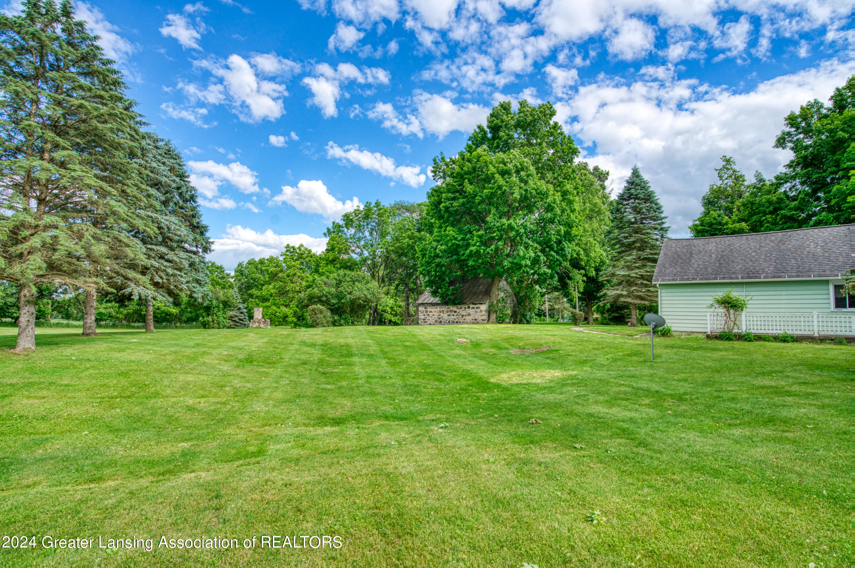 1056 North Waverly Road Dimondale, MI 48821 - Photo 29 of 49 DSC09178_46