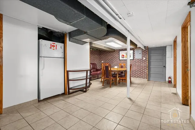 $399,000 | 4641 South Trumbull Avenue, Chicago, IL 60632