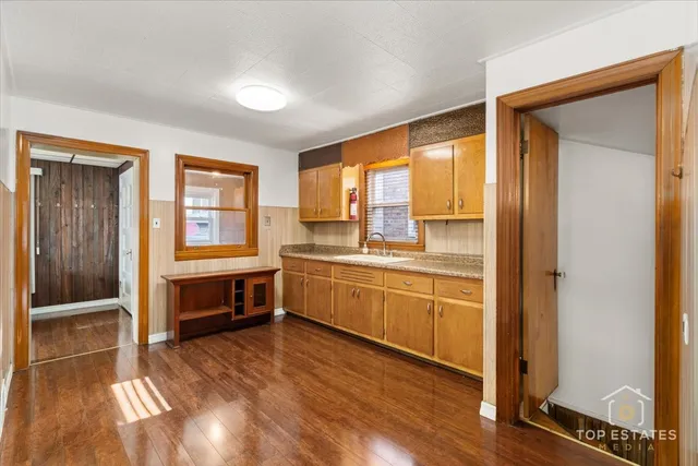 $399,000 | 4641 South Trumbull Avenue, Chicago, IL 60632