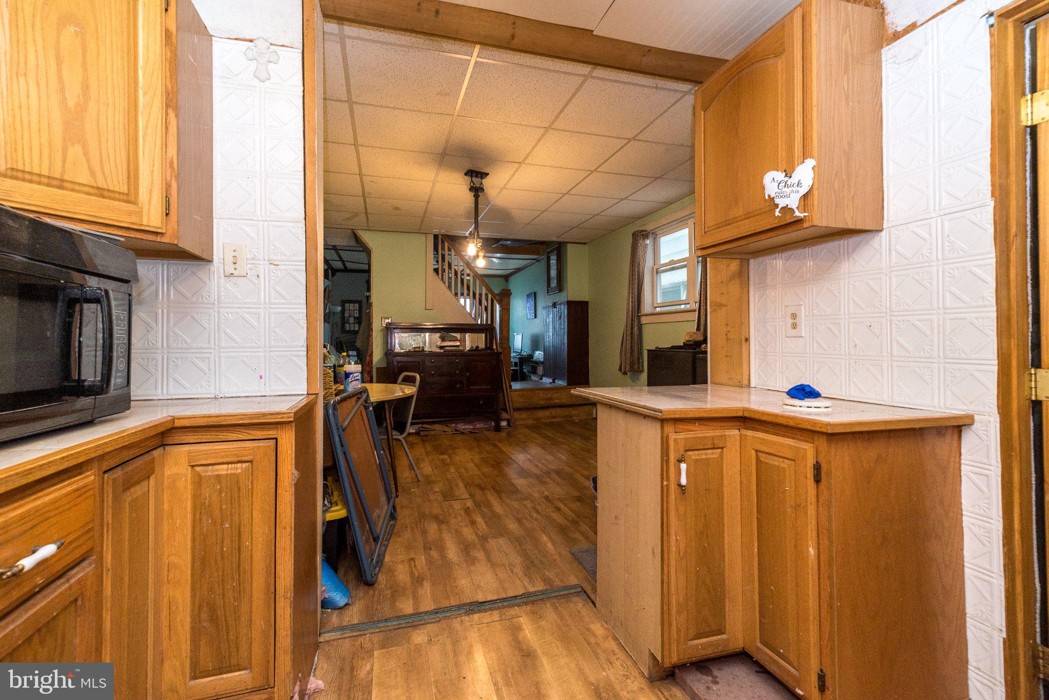 514 McKnight Street Gordon, PA 17921 - Photo 7 of 22 Cozy kitchen with inviting layout.
