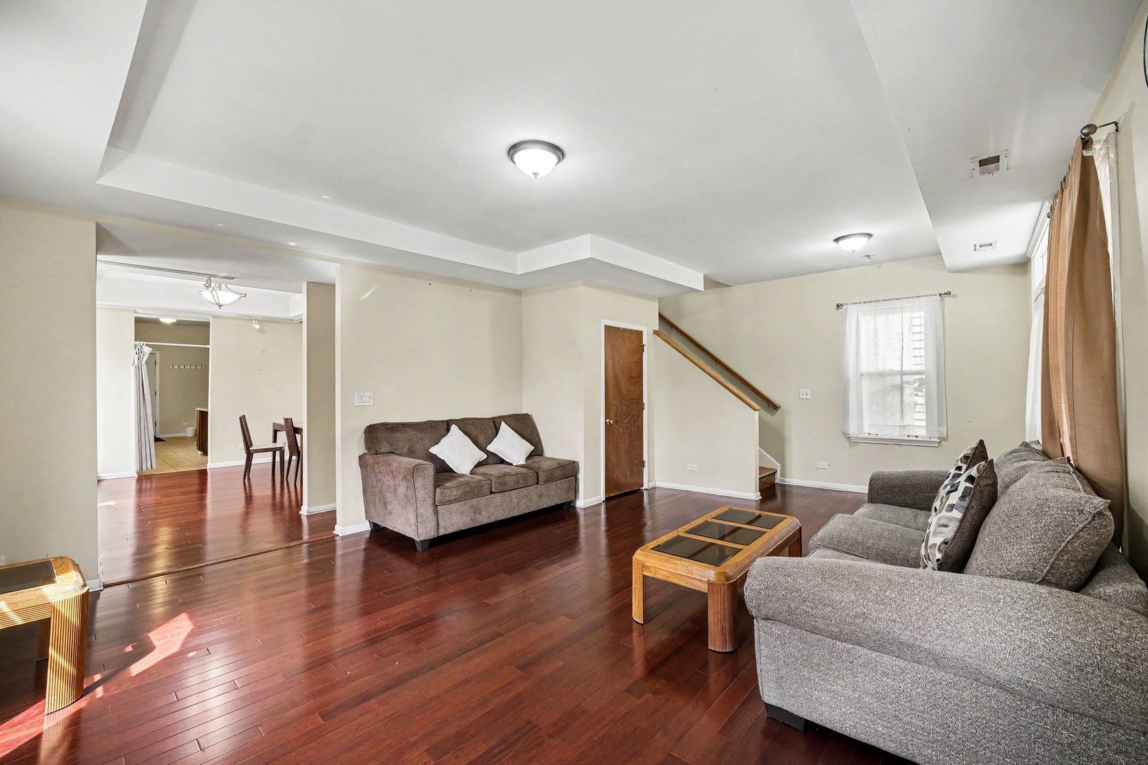 217 Michigan Street Elgin, IL 60120 - Photo 6 of 25
