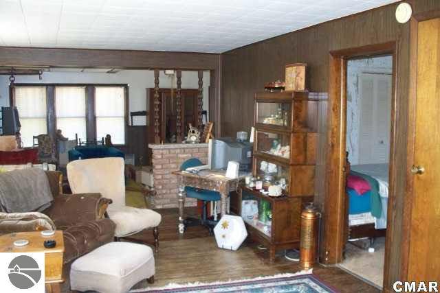 2426 North Pingree Road Alma, MI 48801 - Photo 3 of 8 1770389-2.JPG