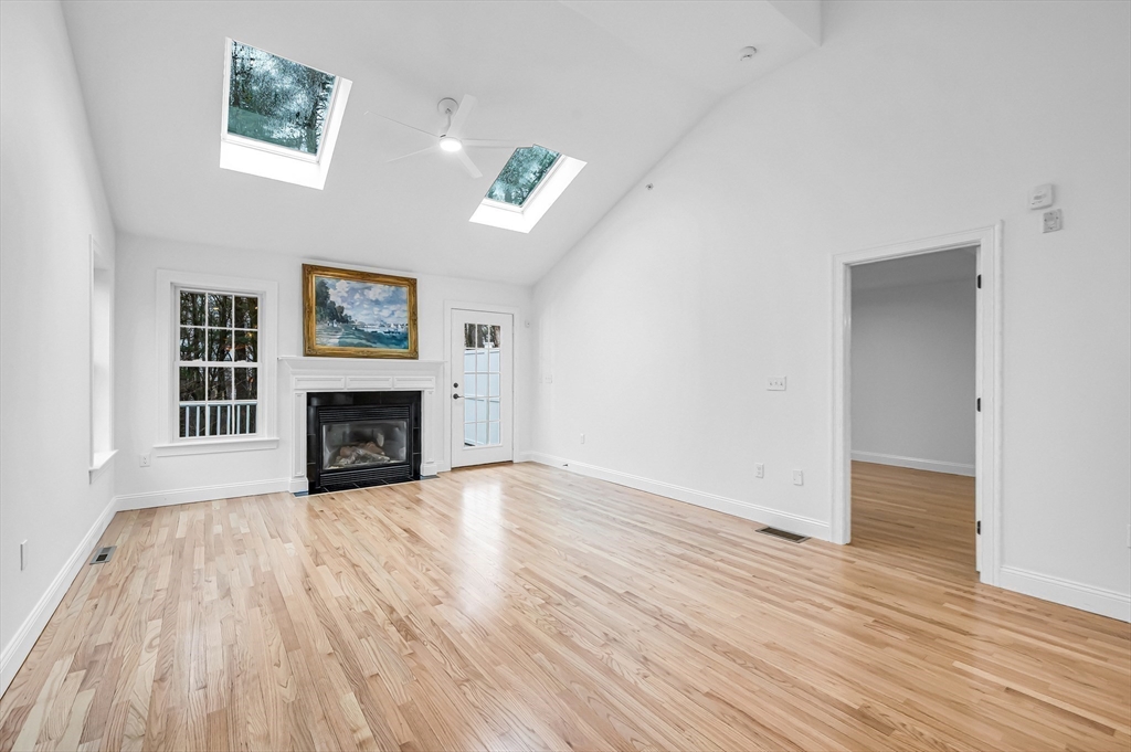 48 Beech Hill Road, Unit 48 West Springfield, MA 01089 - Photo 11 of 37