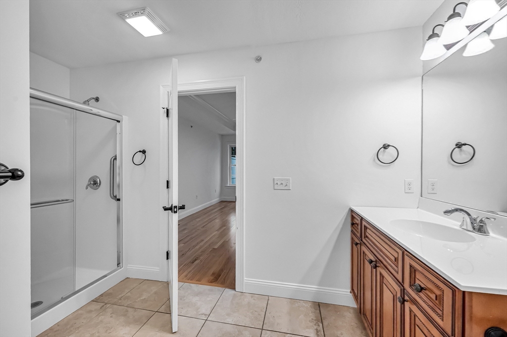 48 Beech Hill Road, Unit 48 West Springfield, MA 01089 - Photo 19 of 37