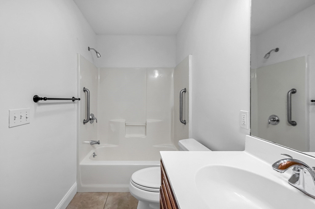 48 Beech Hill Road, Unit 48 West Springfield, MA 01089 - Photo 27 of 37