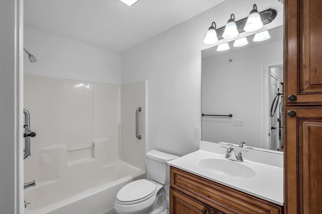 48 Beech Hill Road, Unit 48 West Springfield, MA 01089 - Photo 28 of 37