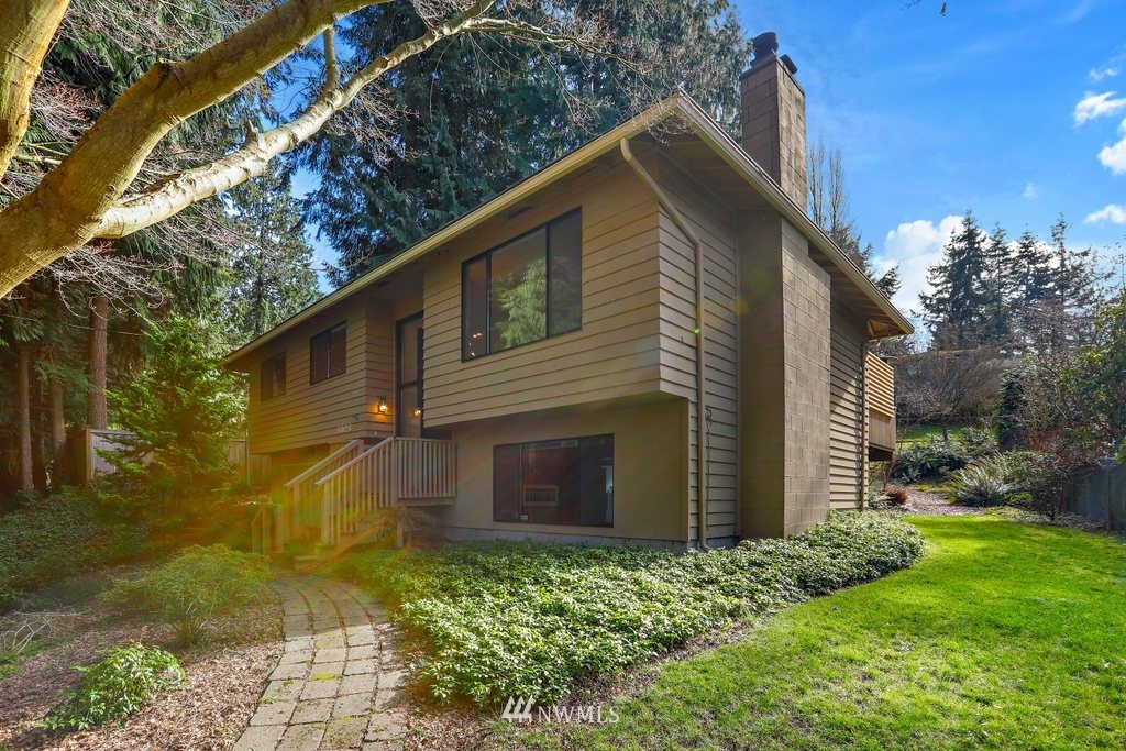 6026 Norma Beach Road Edmonds, WA 98026 - Photo 1 of 32 Gallery Image 1