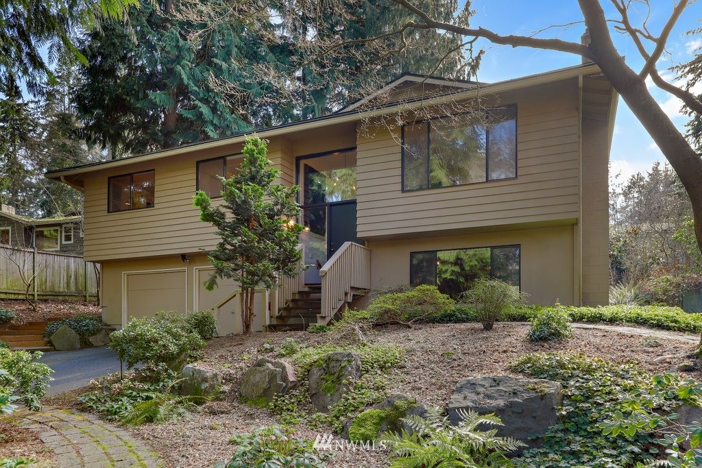6026 Norma Beach Road Edmonds, WA 98026 - Photo 2 of 32 Gallery Image 2