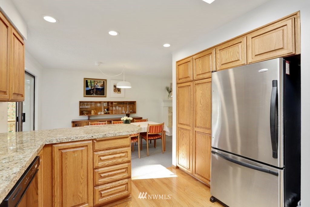 6026 Norma Beach Road Edmonds, WA 98026 - Photo 13 of 32 Gallery Image 13