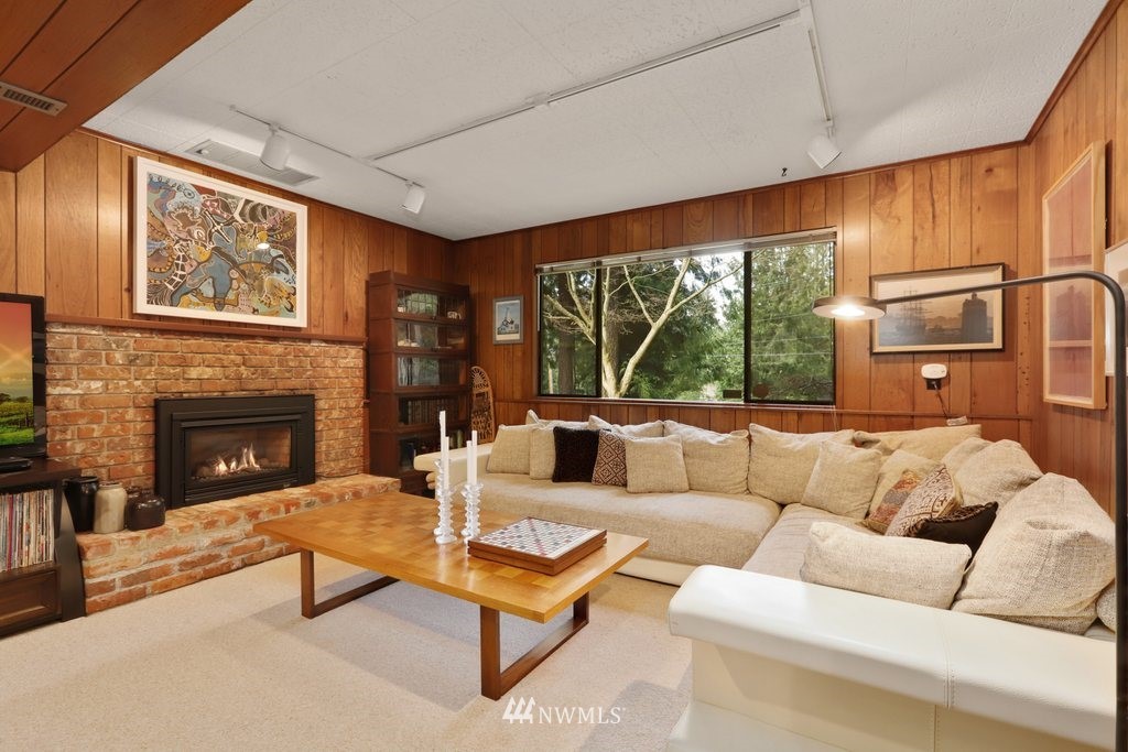 6026 Norma Beach Road Edmonds, WA 98026 - Photo 23 of 32 Gallery Image 23
