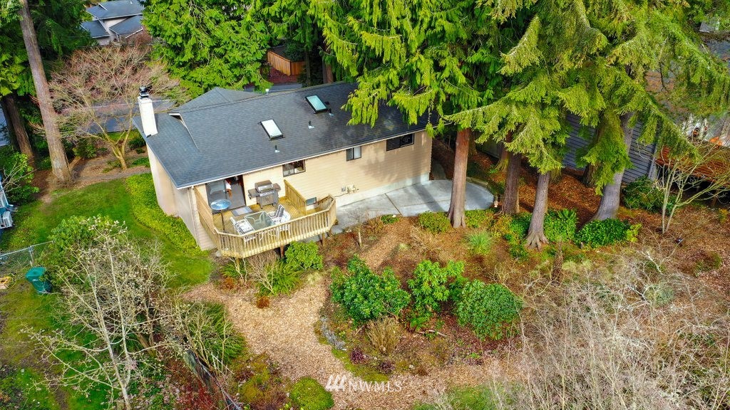 6026 Norma Beach Road Edmonds, WA 98026 - Photo 4 of 32 Gallery Image 4