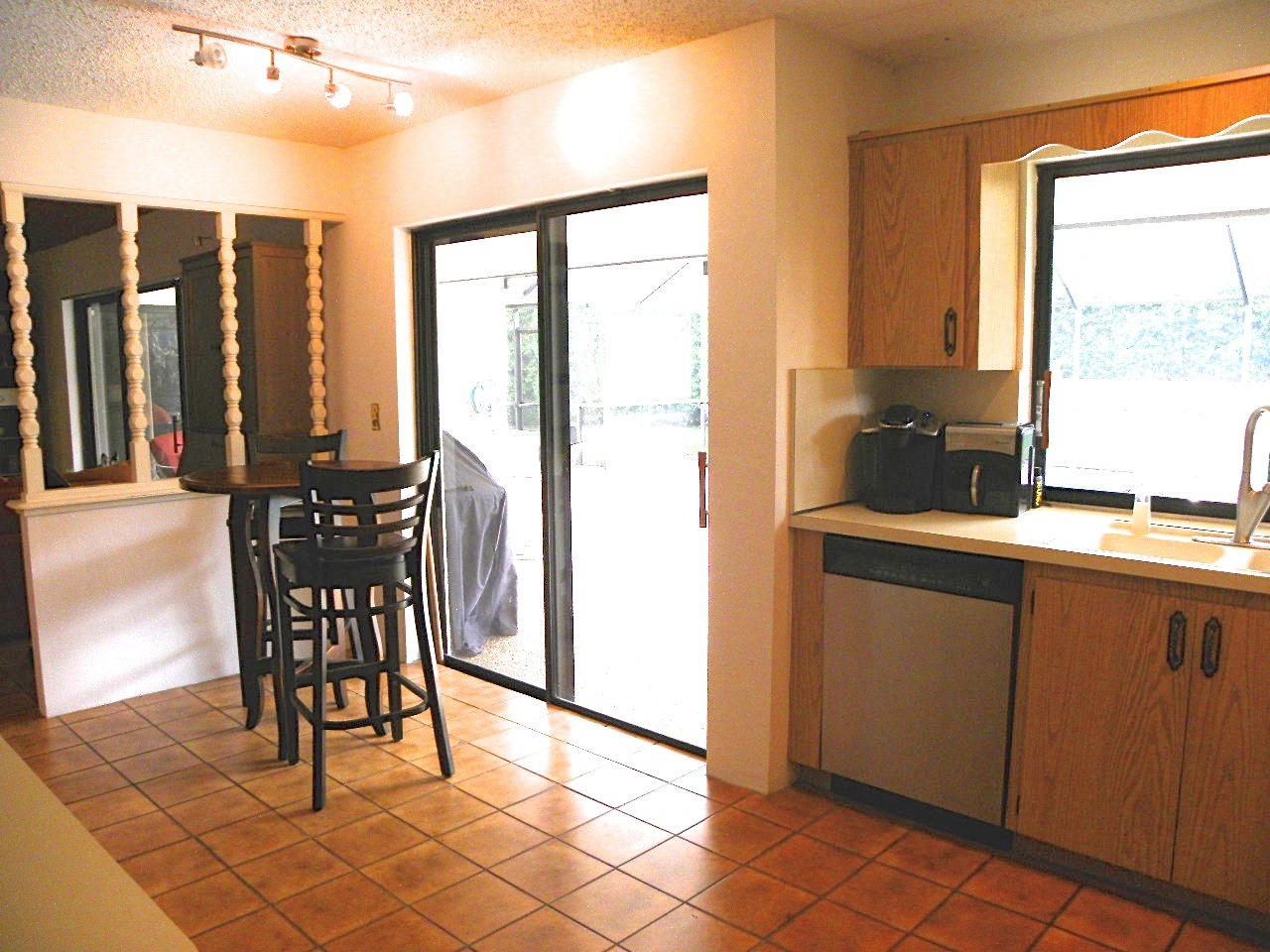 3098 Northwest 25th Way Boca Raton, FL 33434 - Photo 18 of 45 Breakfast Area