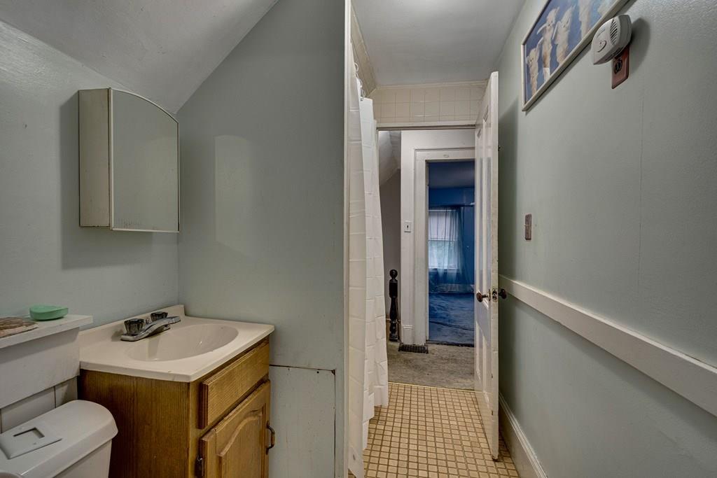 12 Montvale Road Woburn, MA 01801 - Photo 14 of 19 Gallery Image 14