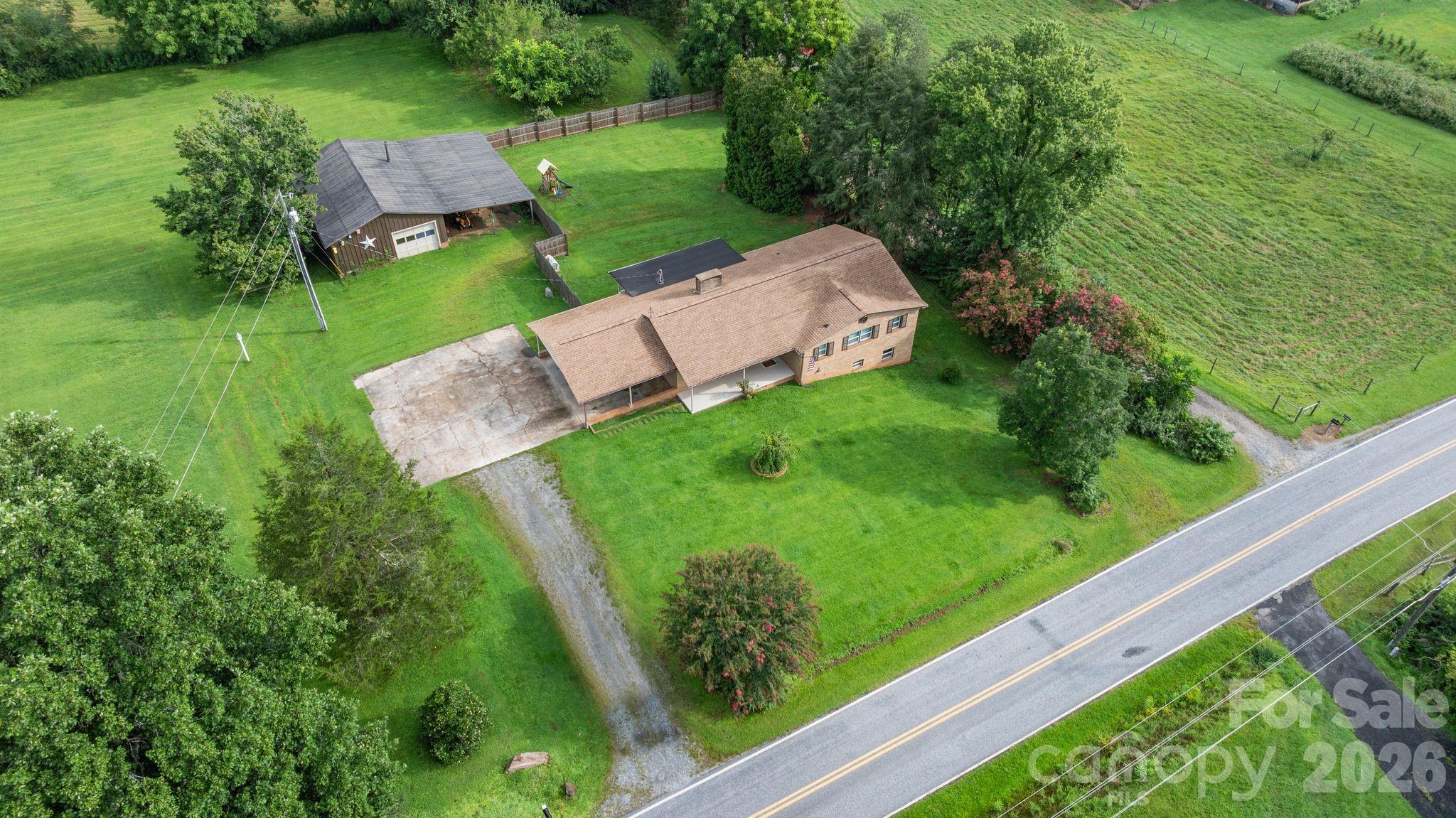 3968 Hollywood Ridge Road Lenoir, NC 28645 - Photo 38 of 45 Gallery Image 38
