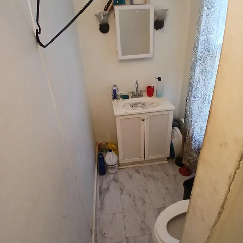 $225,000 | 180 Emery Avenue, Benton Harbor, MI 49022