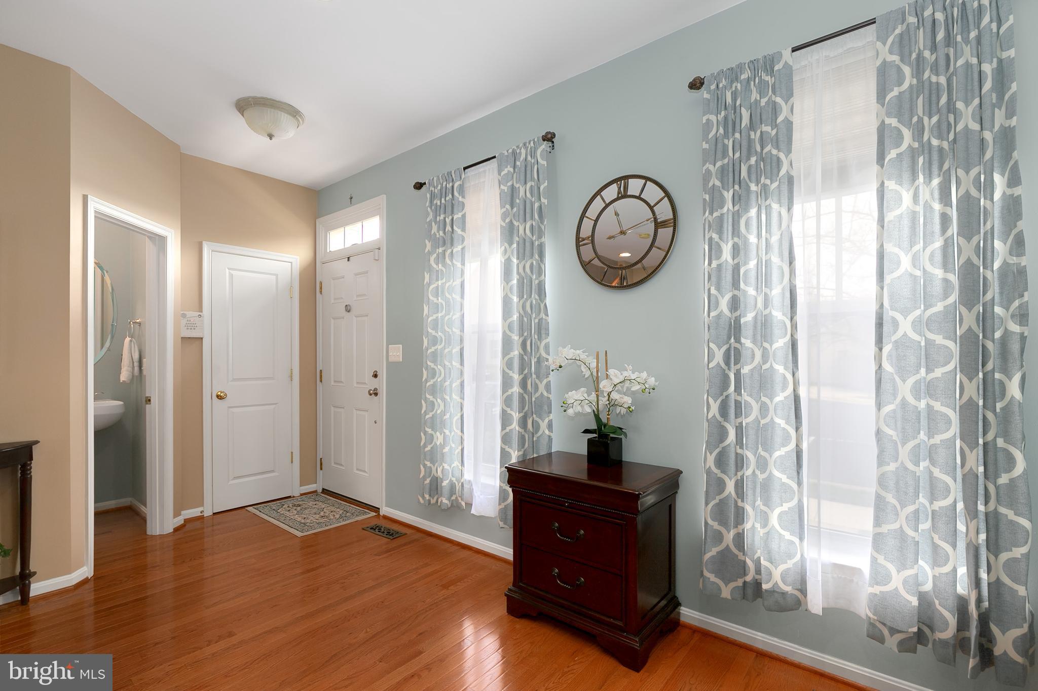 9061 Ribbon Falls Loop Bristow, VA 20136 - Photo 3 of 36 Gallery Image 3