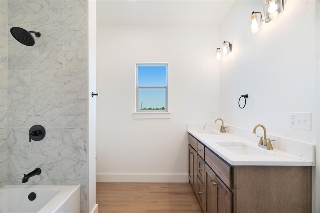 225 Private Road Sumner, TX 75486 - Photo 13 of 21 Gallery Image 13