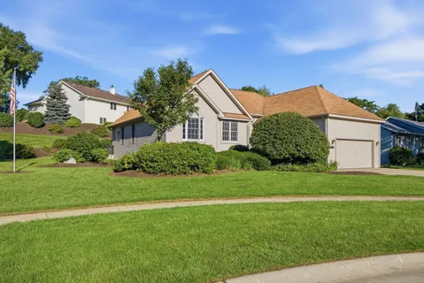$510,000 | 809 Tuckaway Court, Twin Lakes, WI 53181